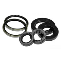 PIERŚCIEŃ 25*47*10