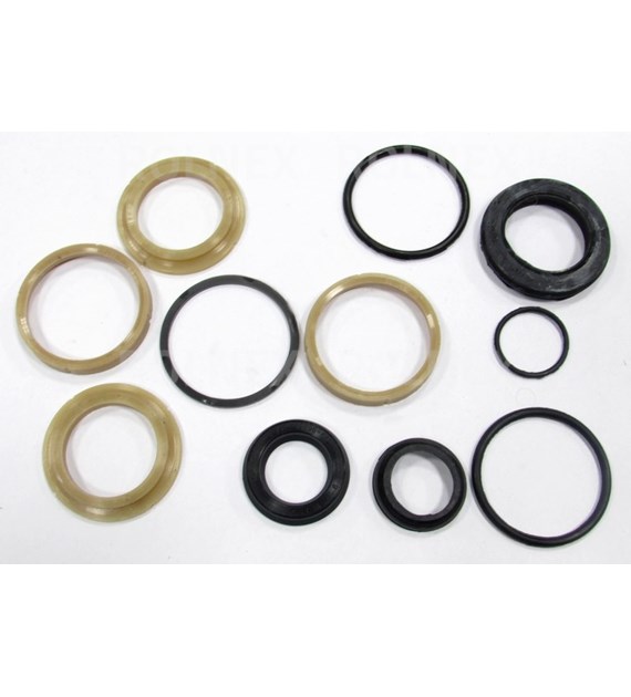 KOMPLET USZCZELEK SIŁOWNIKA C-50 UA